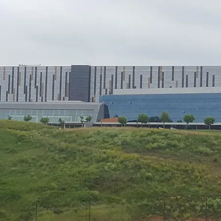 Piso Zona Hospital 7 Personas